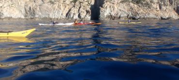 Korsika_Gruppe vor Fels